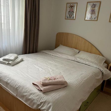 Lalelelor Apartment Сучава Экстерьер фото
